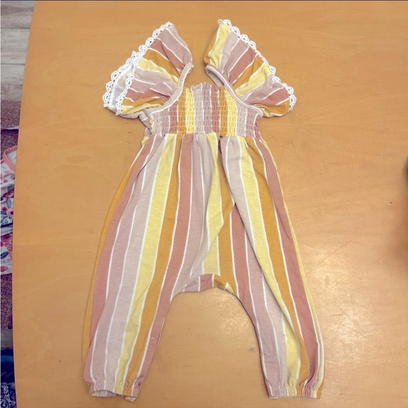 Jessica Simpson baby girl stripe and ruffles Romper size 6/9 months. So cute - Picture 4 of 4